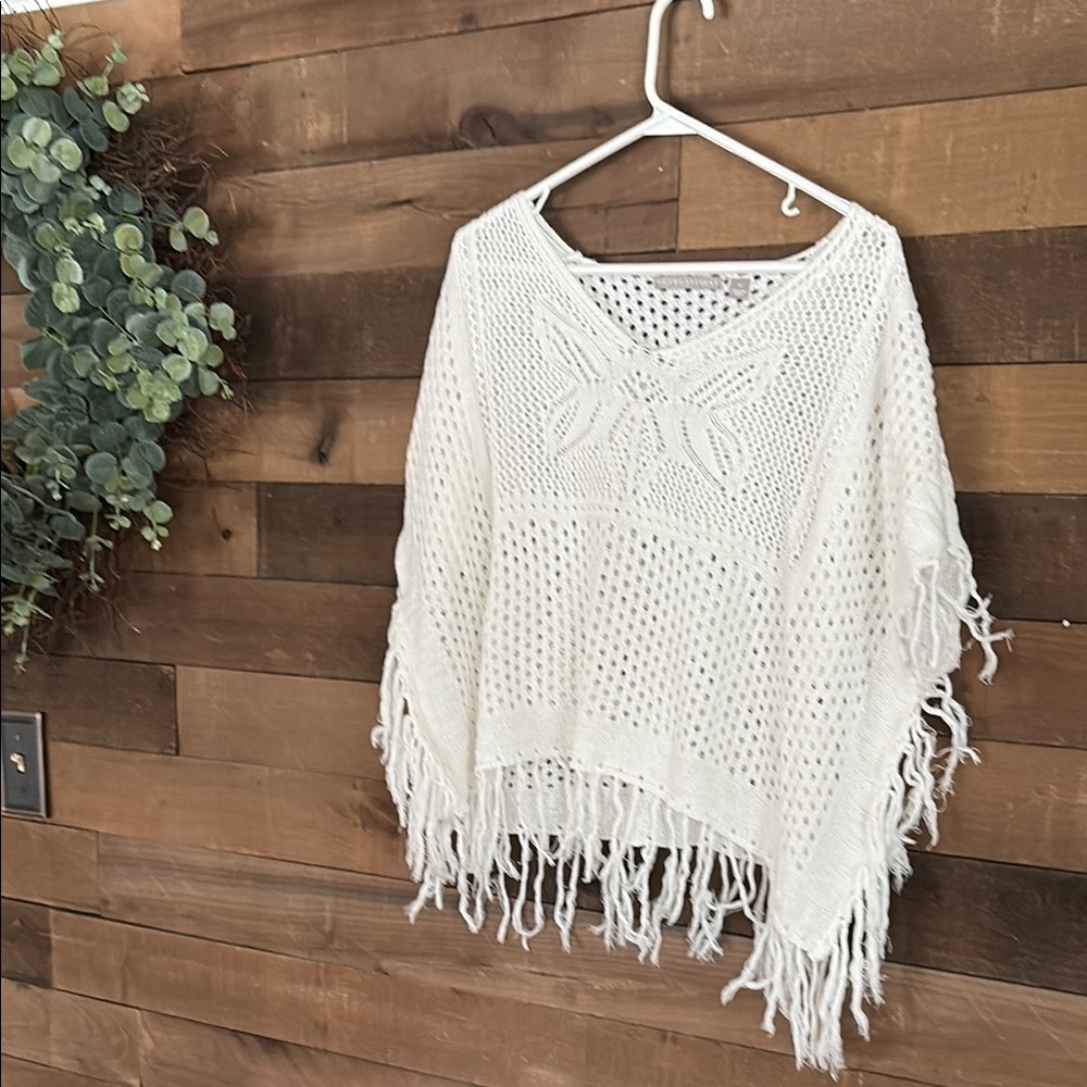 Valerie Stevens White Fringe Shrug